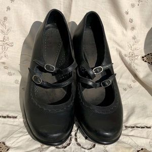 Dansko size 37 heels